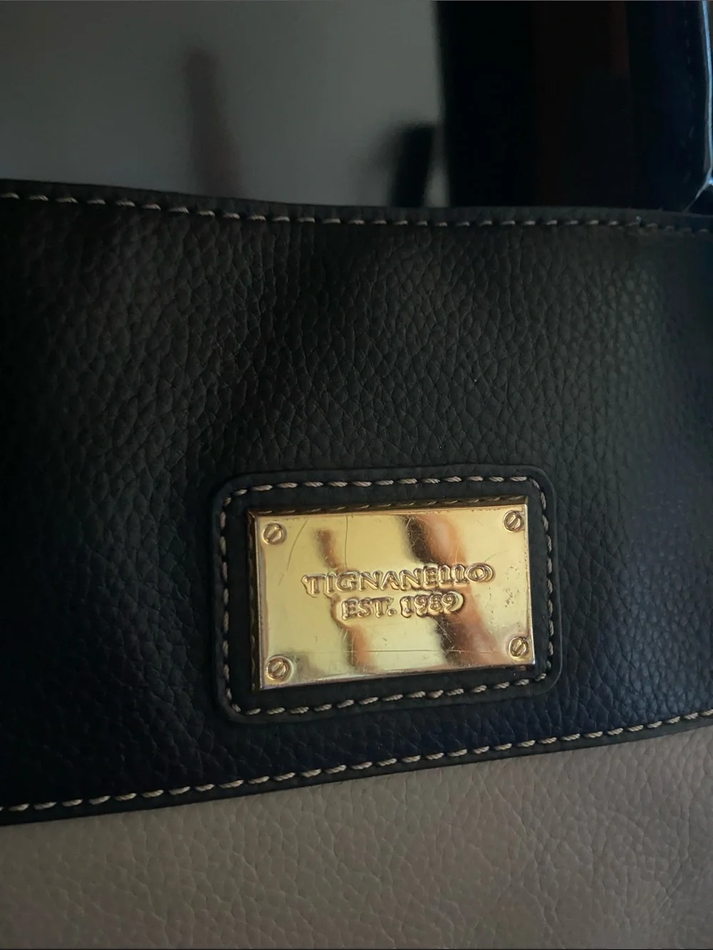 Tignanello Genuine Leather Handbag Satchel Tote Purse Hand Bag Shopper Tan Black